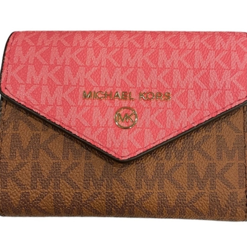 NWT 👑 Michael Kors Wallet